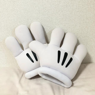 ディズニー(Disney)の【売り切り希望】ミッキー　手袋(キャラクターグッズ)