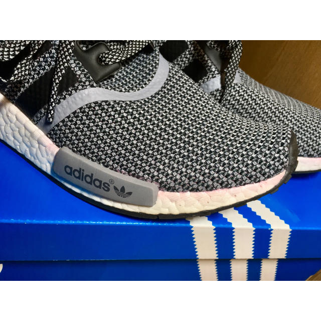 adidas(アディダス)のadidas nmd rnr 27.5cm シルバー ブルー ※箱なし メンズの靴/シューズ(スニーカー)の商品写真