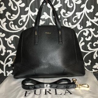 フルラ(Furla)の美品 フルラ ハンドバッグ ショルダーバック 本革(ショルダーバッグ)