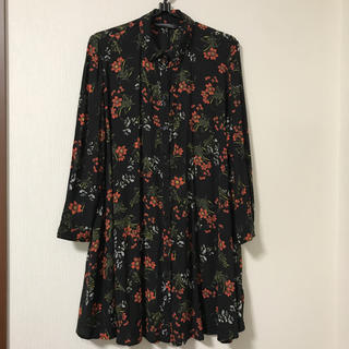 ザラ(ZARA)のZARA 花柄ワンピース(ひざ丈ワンピース)