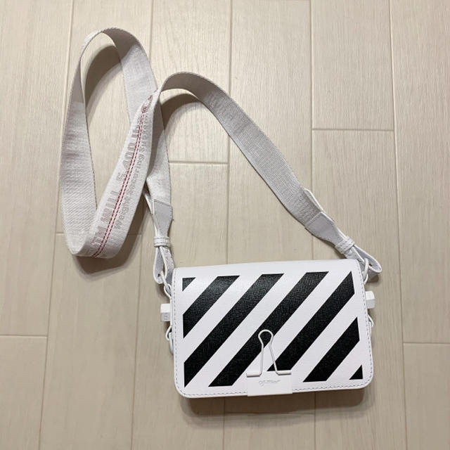 OFF-WHITE - 最終値下げ オフホワイト ショルダーバッグの通販 by OFF-WHITE - 最終値下げ オフホワイト ショルダーバッグの通販 by