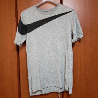 ナイキ(NIKE)の【新品】NIKE ドロップテール Tシャツ AJ7539(Tシャツ/カットソー(半袖/袖なし))