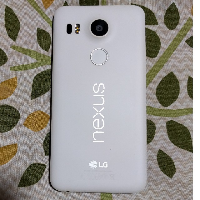 Google Nexus5x  16GB スマホ/家電/カメラのスマートフォン/携帯電話(スマートフォン本体)の商品写真