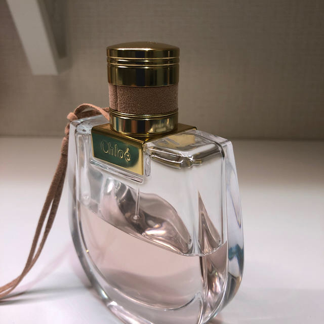 Chloe(クロエ)のChloe ノマド　オードパルファム 75ml クロエ　香水 コスメ/美容の香水(香水(女性用))の商品写真