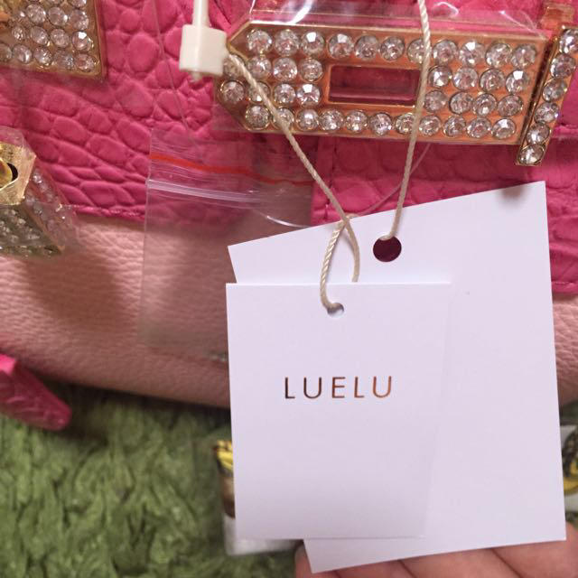 LUELU(ルエル)の(お取り置き中)LUELU ハラコバッグ レディースのバッグ(トートバッグ)の商品写真