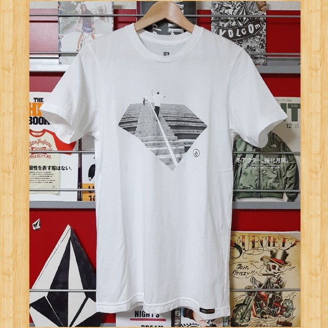 volcom(ボルコム)のVOLCOM ボルコム Tシャツ Kj レア オーストラリア 07SS ホワイト メンズのトップス(Tシャツ/カットソー(半袖/袖なし))の商品写真