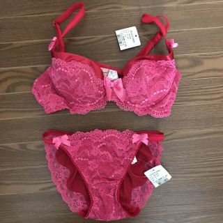 ピーチジョン(PEACH JOHN)の新品未使用⭐︎ピーチジョン　ブラジャー&ショーツ　セット　85C(ブラ&ショーツセット)