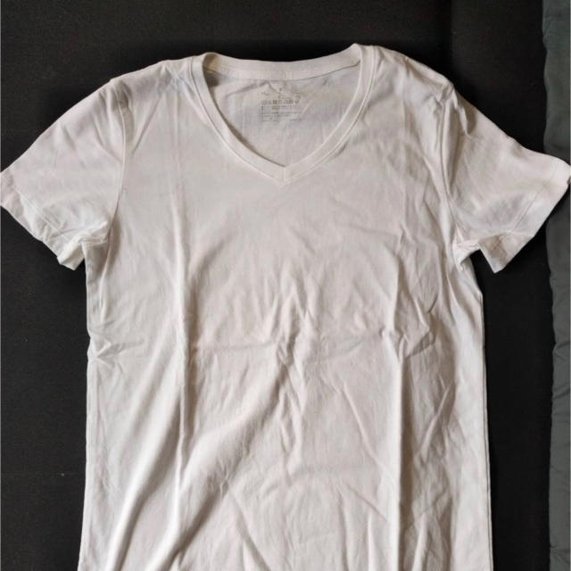 MUJI (無印良品)(ムジルシリョウヒン)のVネックTシャツ4枚セット　 レディースのトップス(Tシャツ(半袖/袖なし))の商品写真