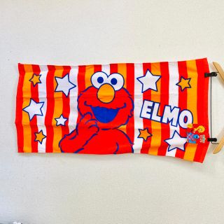 セサミストリート(SESAME STREET)の【新品・タグ付き】エルモ　バスタオル　USJ SESAME STREET(キャラクターグッズ)