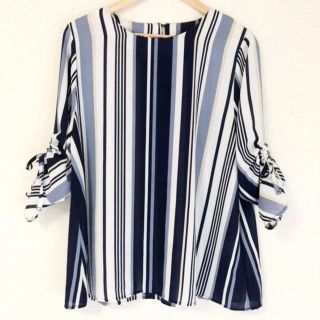 ザラ(ZARA)の柿のたねんさま専用⭐️綺麗なブルーストライプ&袖リボンが可愛い✨‼️(シャツ/ブラウス(長袖/七分))