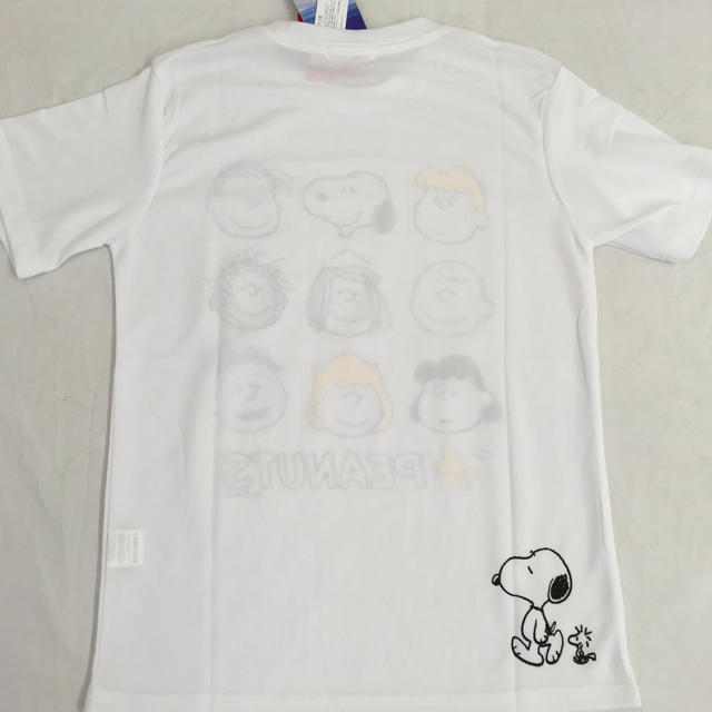 SNOOPY(スヌーピー)の新品 スヌーピー  ドライ (吸汗速乾) 半袖Tシャツ　S ホワイト　送料込 レディースのトップス(Tシャツ(半袖/袖なし))の商品写真