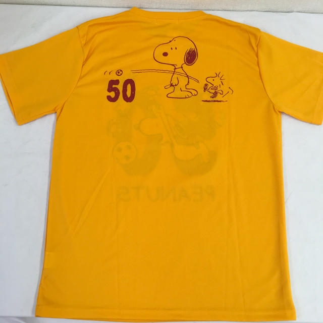 SNOOPY(スヌーピー)の新品 スヌーピー  ドライ (吸汗速乾) 半袖Tシャツ　L イエロー　送料込 レディースのトップス(Tシャツ(半袖/袖なし))の商品写真
