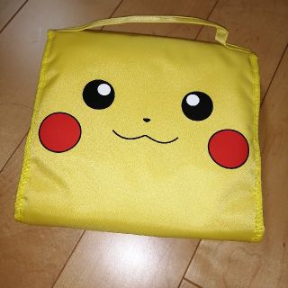 ポケモン　DHC コスメポーチ(キャラクターグッズ)