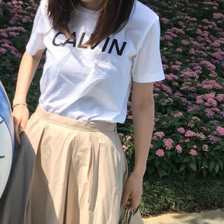 カルバンクライン(Calvin Klein)のお値下げしました CALVIN カルバンクライン  Tシャツ 白(Tシャツ/カットソー(半袖/袖なし))