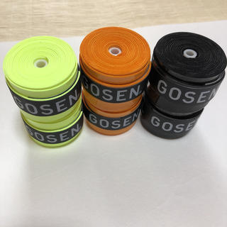 ゴーセン(GOSEN)のGOSENグリップテープ フラッシュイエロー、オレンジ、黒  各2個 計6個(バドミントン)