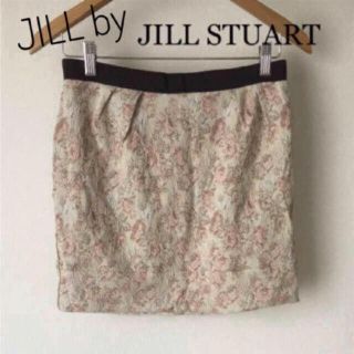 ジルバイジルスチュアート(JILL by JILLSTUART)のJILL by JILLSTUART タイトスカート ミニスカート 花柄(ミニスカート)