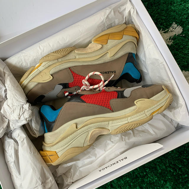 balenciaga triple S 43靴/シューズ