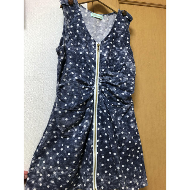 ドット柄デニムワンピ キッズ/ベビー/マタニティのキッズ服女の子用(90cm~)(ワンピース)の商品写真