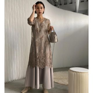 アメリヴィンテージ(Ameri VINTAGE)の完専用　ameri  3WAY LAYERED LACE DRESS タグ付き(ロングドレス)