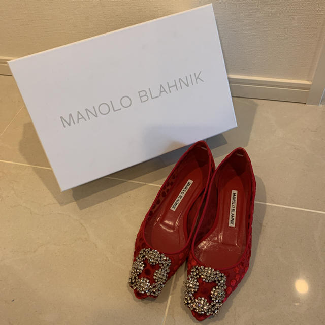 MANOLO BLAHNIK(マノロブラニク)のマノロブラニク　パンプス レディースの靴/シューズ(ハイヒール/パンプス)の商品写真