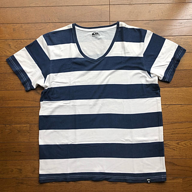 QUIKSILVER(クイックシルバー)のQUIKSILVER Tシャツ　 メンズのトップス(Tシャツ/カットソー(半袖/袖なし))の商品写真