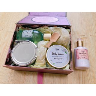 サボン(SABON)の専用！SABON ボディケアセット　4点(ボディスクラブ)