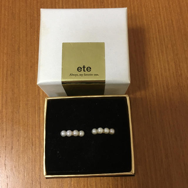 ete イヤリング