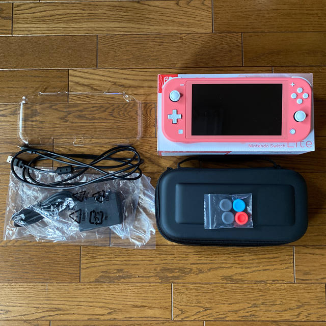 美品Nintendo Switch NINTENDO SWITCH LITE