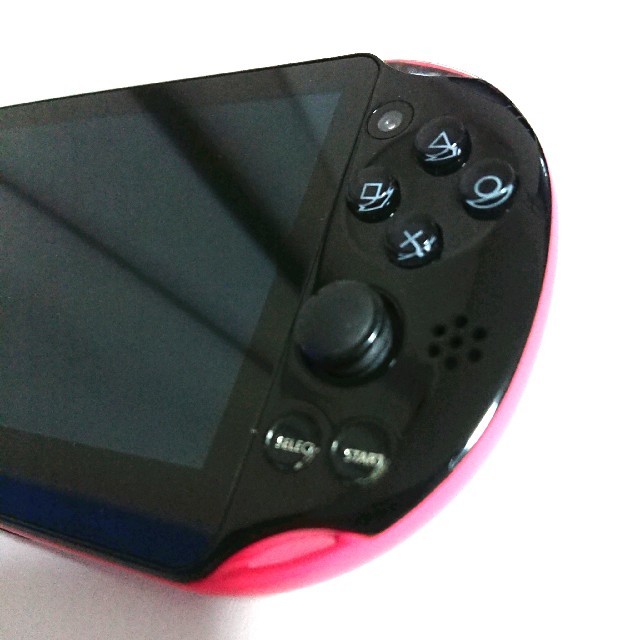 PlayStation Vita(プレイステーションヴィータ)の【美品】PlayStation Vita 本体  (ソフト同時購入値引) エンタメ/ホビーのゲームソフト/ゲーム機本体(携帯用ゲーム機本体)の商品写真