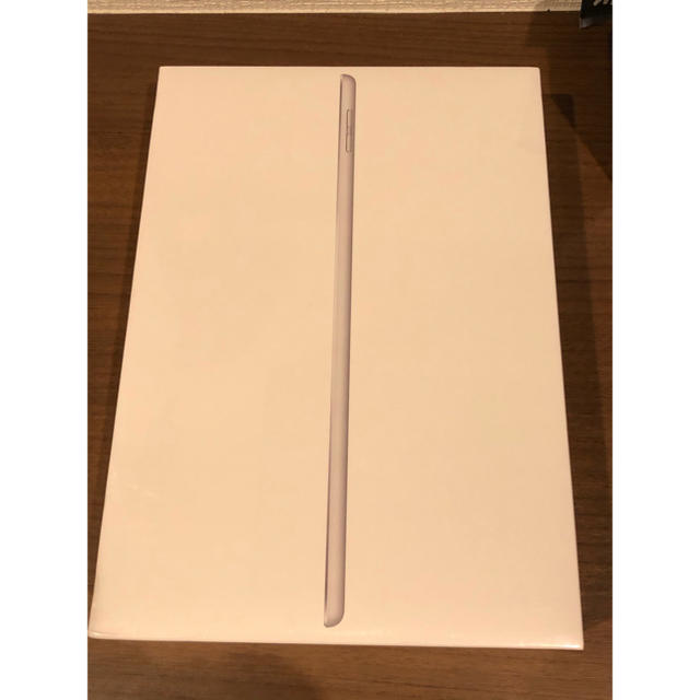 Apple iPad 第7世代 Wi-Fi 32GBシルバー Apple iPad 第7世代 Wi-Fi 32GBシルバー