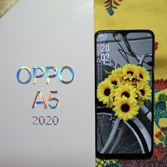 OPPO a5 2020 　値下げしました！　美品　おまけ付 スマホ/家電/カメラのスマートフォン/携帯電話(スマートフォン本体)の商品写真