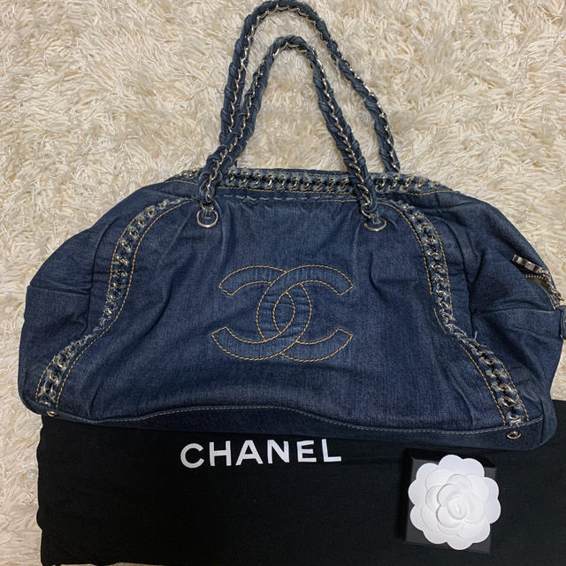 CHANEL(シャネル)のCHANEL デニムバック　正規品美品 レディースのバッグ(ハンドバッグ)の商品写真