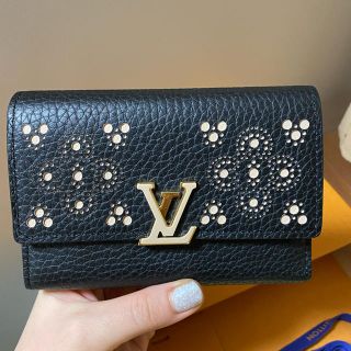 ルイヴィトン(LOUIS VUITTON)の美品☆ヴィトン  ポルトフォイユ　カプシーヌ(財布)