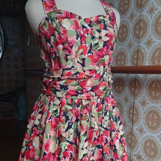 ローラアシュレイ ドレスワンピースの通販 29点 | LAURA ASHLEYを買う ローラアシュレイ ドレスワンピースの通販 29点 | LAURA ASHLEYを買う