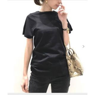 アパルトモンドゥーズィエムクラス(L'Appartement DEUXIEME CLASSE)のアパルトモン ドゥーズィエムクラス TOTEME Tシャッツ新品未使用(Tシャツ(半袖/袖なし))