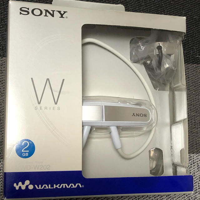 WALKMAN(ウォークマン)のSONYウォークマン NWD-W202 スマホ/家電/カメラのオーディオ機器(ポータブルプレーヤー)の商品写真