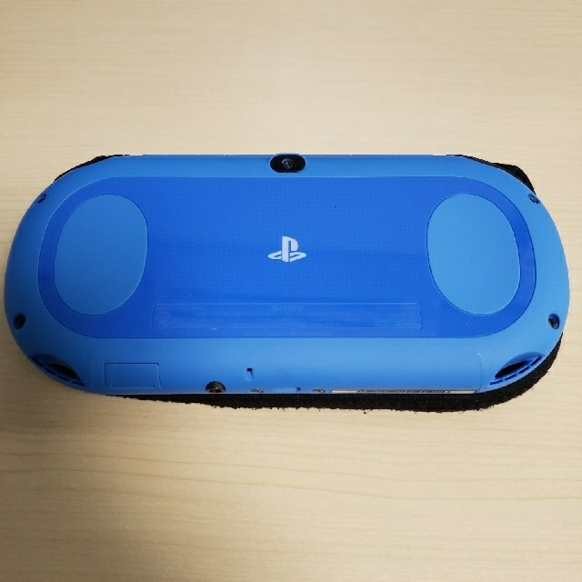 PlayStation Vita(プレイステーションヴィータ)の【動作確認済】PlayStationVita 2000 64GB付  エンタメ/ホビーのゲームソフト/ゲーム機本体(携帯用ゲームソフト)の商品写真