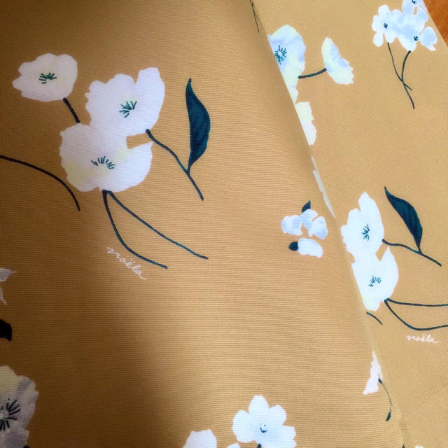 Noela(ノエラ)の花柄ミモレ丈スカート レディースのスカート(ひざ丈スカート)の商品写真