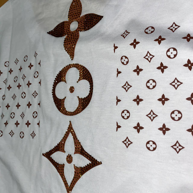 LOUIS VUITTON(ルイヴィトン)のブランドロゴ　Tシャツ メンズのトップス(Tシャツ/カットソー(半袖/袖なし))の商品写真