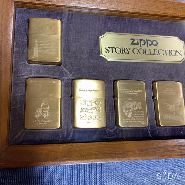 ZIPPO(ジッポー)の＊超レア超希少＊新品未使用＊zippo 額入り8点セット メンズのファッション小物(タバコグッズ)の商品写真