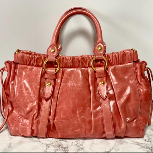 ミュウミュウ miumiu ハンドバッグ ピンク レザートート トートバッグ ミュウミュウ miumiu ハンドバッグ ピンク レザートート トートバッグ
