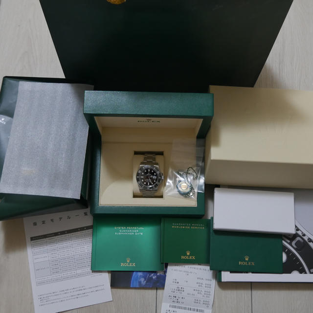 ROLEX(ロレックス)のLC500h様専用出品　ROLEX サブマリーナデイト 116610LN メンズの時計(腕時計(アナログ))の商品写真