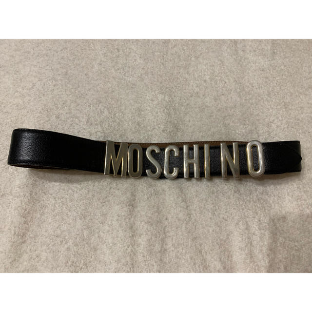 MOSCHINO(モスキーノ)のMOSCHINO 革ベルト レディースのファッション小物(ベルト)の商品写真