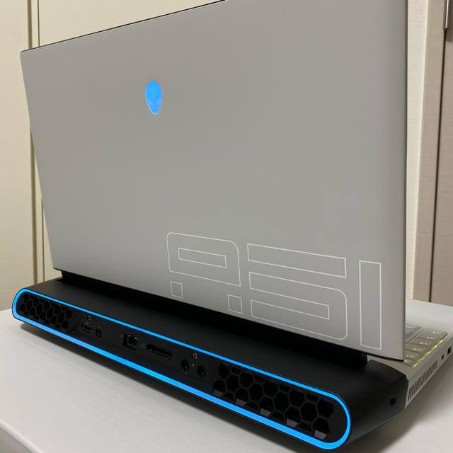 DELL(デル)のALIENWARE  AREA-51m  RTX2080 スマホ/家電/カメラのPC/タブレット(ノートPC)の商品写真