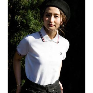 フレッドペリー(FRED PERRY)のフレッドペリー　ホワイト　ポロシャツ(ポロシャツ)