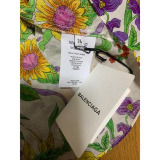 期間限定●Balenciagaバレンシアガ白地花柄シルクブラウス