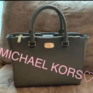 マイケルコース(Michael Kors)の〈正規品〉大人可愛い♡　マイケルコース　MICHAEL KORS トートバッグ(トートバッグ)