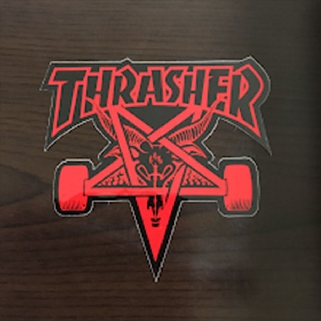 THRASHER(スラッシャー)の(縦9cm横10cm)THRASHER ゴーストステッカー スポーツ/アウトドアのスポーツ/アウトドア その他(スケートボード)の商品写真