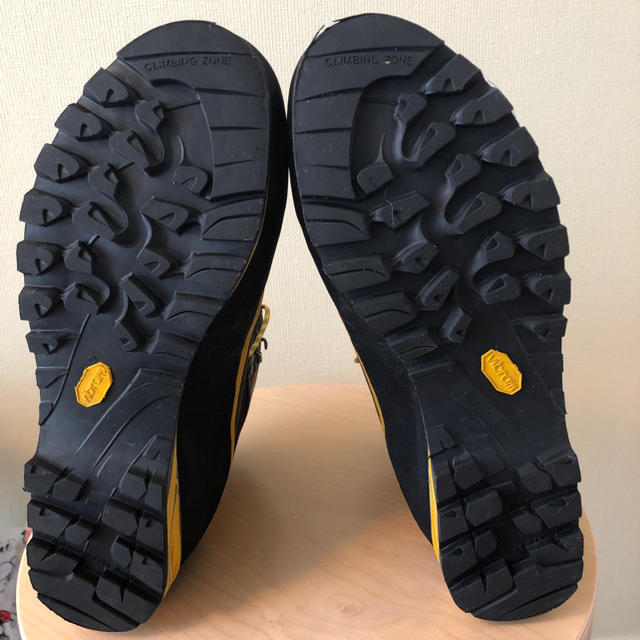 LA SPORTIVA(スポルティバ)の【大幅値下げ】スポルティバ トランゴ アルプ EVO GTX  スポーツ/アウトドアのアウトドア(登山用品)の商品写真