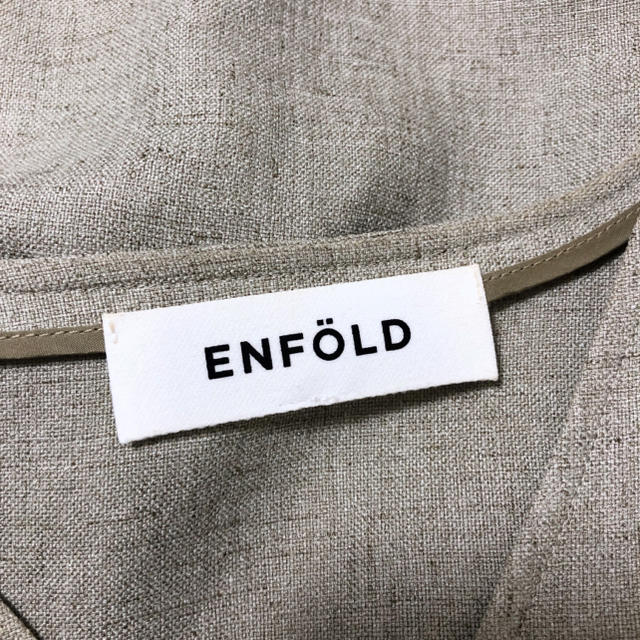ENFOLD(エンフォルド)の新品同様　エンフォルド　リネンライク　トップス レディースのトップス(カットソー(半袖/袖なし))の商品写真
